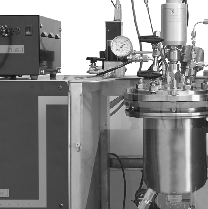 Calorimetric analysis of CO2 absorption in an aqueous N-methyldiethanolamine solution using H.E.L.’s Simular