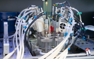 Bioxplorer 100 with feeds attached