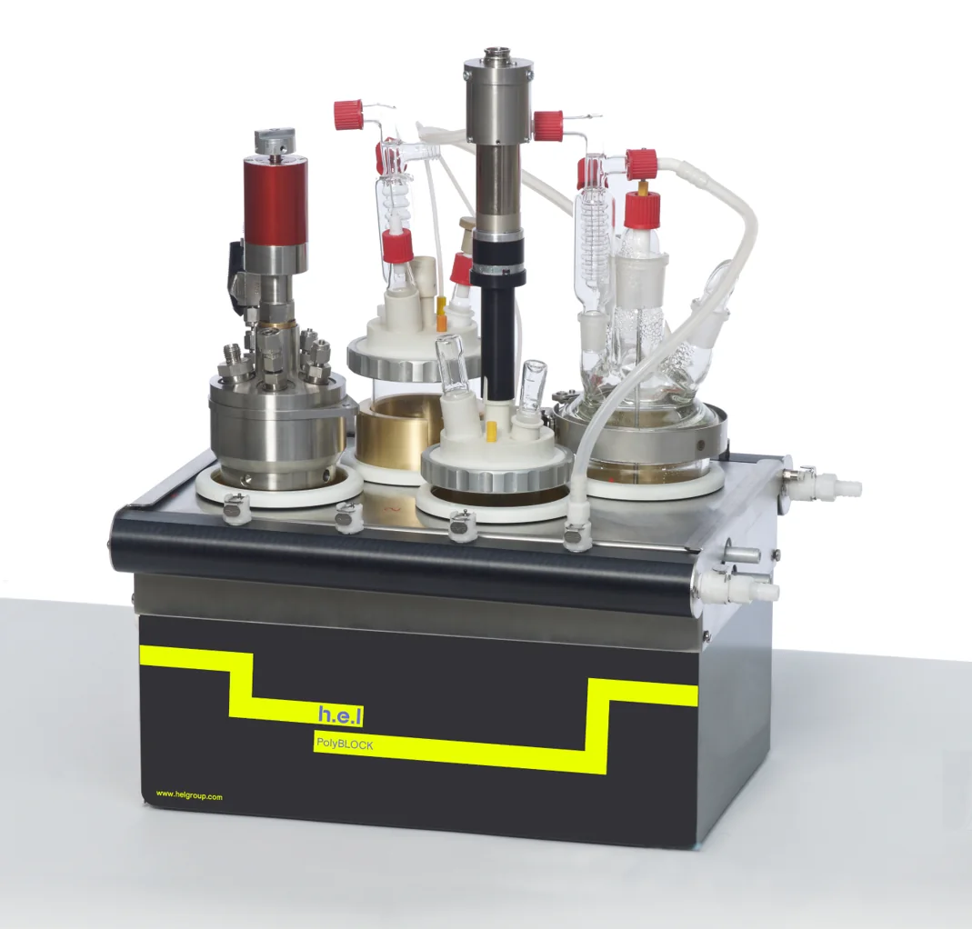 PolyBLOCK 4 fitted with a mix of glass and stainless steel reactors